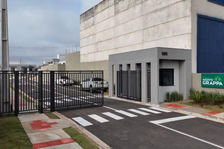 Com apoio do Estado, Ponta Grossa recebe novo condomínio com 47 casas