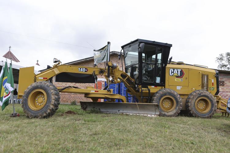 Ratinho Junior libera R$ 90,7 milhões para pavimentação de estrada turística e outras obras em Tijucas do Sul