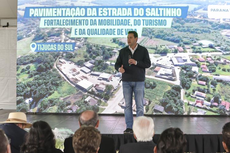 Ratinho Junior libera R$ 90,7 milhões para pavimentação de estrada turística e outras obras em Tijucas do Sul