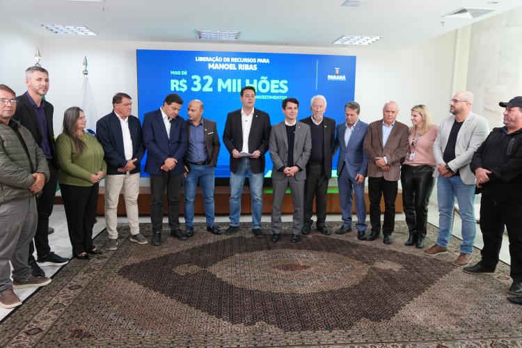 Ratinho Junior confirma mais de R$ 453 milhões para obras em 11 municípios