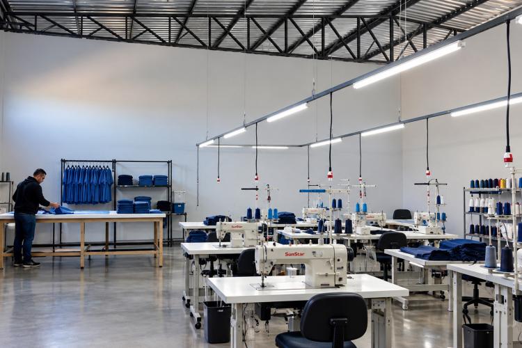 Barracão Industrial dá fôlego a empreendimento familiar e ajuda economia de Flor da Serra do Sul