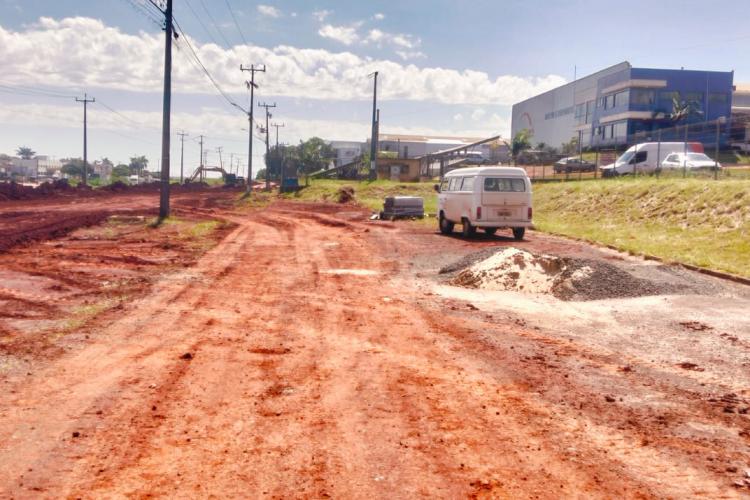 Aporte do Estado: pavimentação do parque industrial de Matelândia chega a 45%