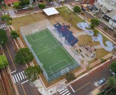 Em Maringá governador entrega Meu Campinho que agrega famílias em esporte e lazer 