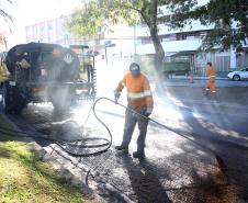 Apoio do Estado garante a revitalização de 59 ruas de Curitiba