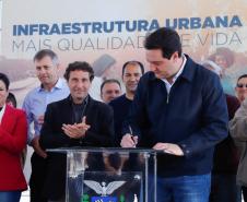 Governador entrega Sistema de Esgoto e autoriza asfalto em Piraquara