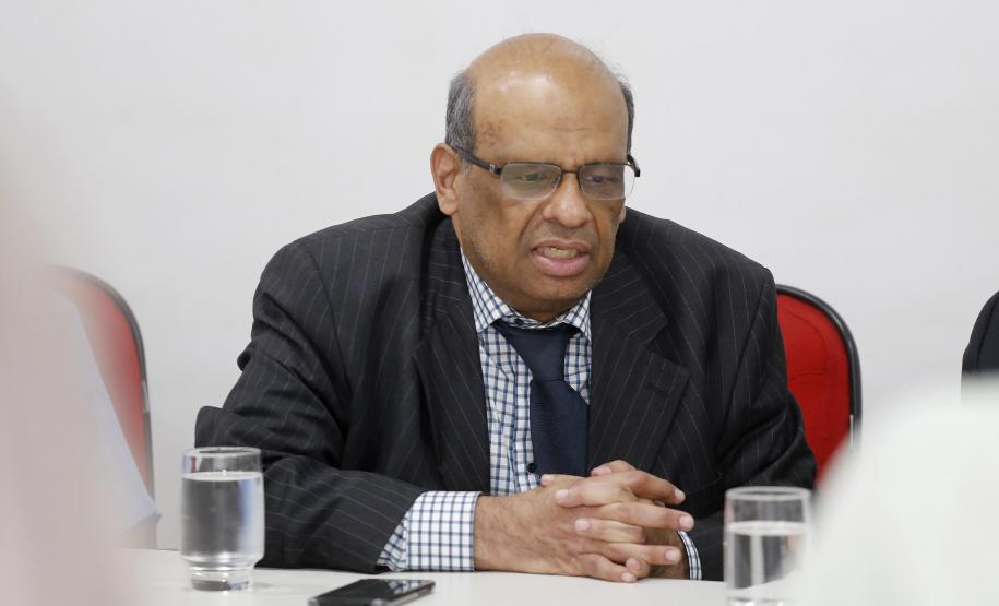 Três secretários tomam posse no Conselho do Paranacidade Posse do Conselho de Administração do Serviço Social Autônomo Paranacidade. Tomaram posse os secretários João Carlos Ortega, secretário do Desenvolvimento Urbano; René de Oliveira Garcia Júnior (foto), secretário da Fazenda e Valdemar Bernardo Jorge, secretário do Planejamento. ? Curitiba, 02/01/2019 - Foto: Arnaldo Alves/ANPr