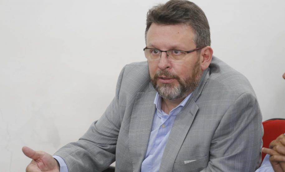 Três secretários tomam posse no Conselho do Paranacidade Posse do Conselho de Administração do Serviço Social Autônomo Paranacidade. Tomaram posse os secretários João Carlos Ortega, secretário do Desenvolvimento Urbano; René de Oliveira Garcia Júnior, secretário da Fazenda e Valdemar Bernardo Jorge, secretário do Planejamento. Na foto, Wilson Bley Lipski. ? Curitiba, 02/01/2019 - Foto: Arnaldo Alves/ANPr