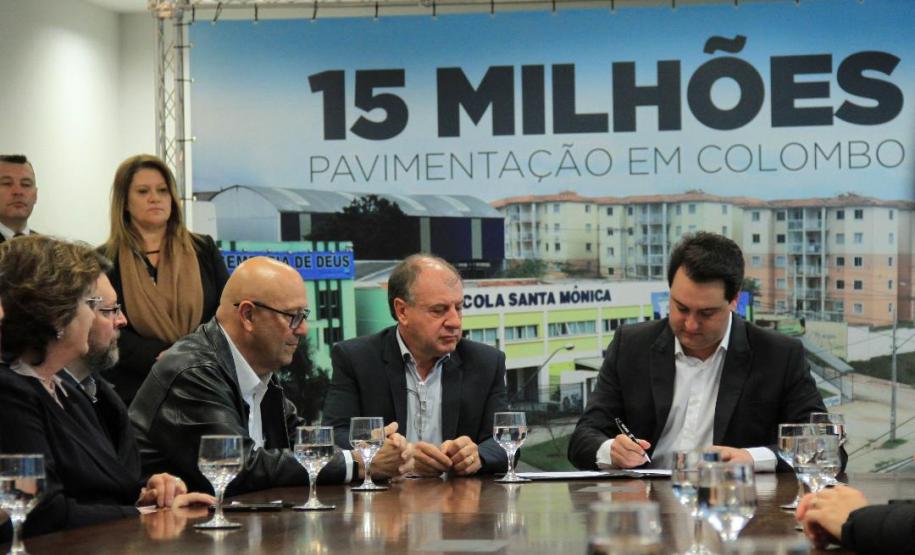 Obras de R$ 15,1 milhões melhoram vias estratégicas de Colombo