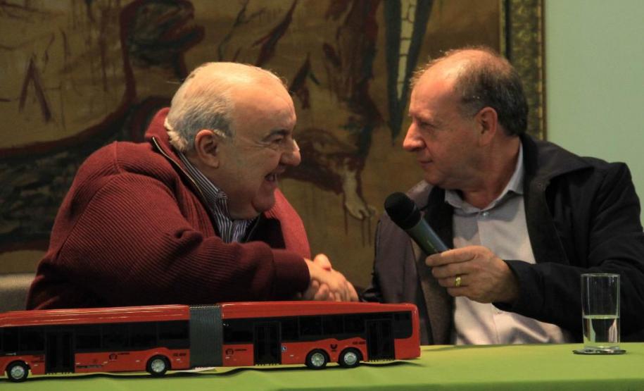 Convênio vai melhorar o transporte de Curitiba e Região