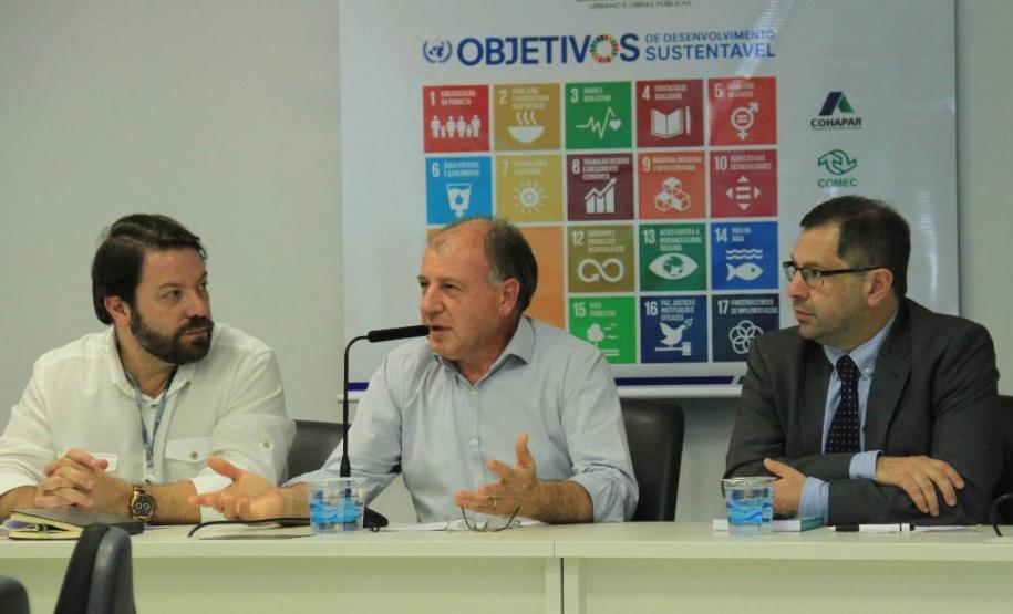 As 399 Prefeituras do Paraná vão receber, pela SEDU, livros sobre Ciclomobilidade