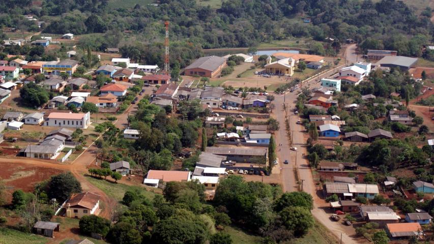 Governo amplia investimento em Barracões Industriais que beneficiam 80 Municípios