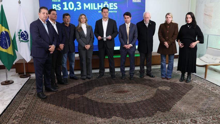 Governador Ratinho Junior confirma mais R$ 385,3 milhões em obras para 11 municípios