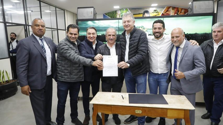 Estado libera R$ 50 milhões e viabiliza maior pacote de recape asfáltico dos últimos anos em Cascavel