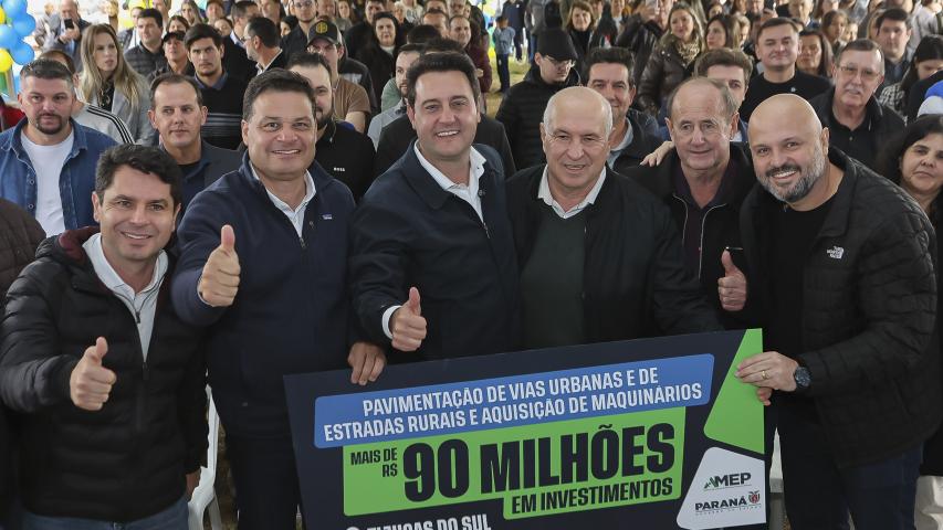 Ratinho Junior libera R$ 90,7 milhões para pavimentação de estrada turística e outras obras em Tijucas do Sul