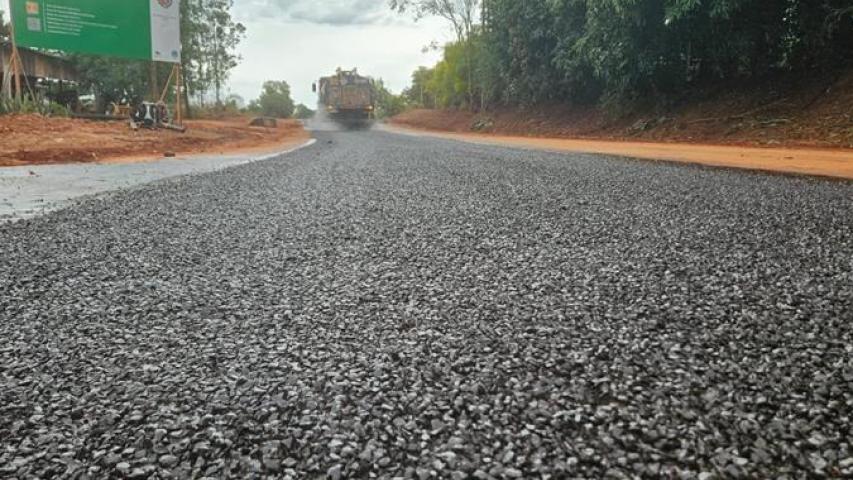Deslocamento mais fácil Estado investe R$ 877 milhões em estradas vicinais do Paraná